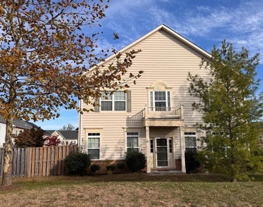110 Gate Stone Lane - Photo Thumbnail 2