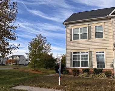 110 Gate Stone Lane - Photo Thumbnail 29