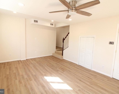 24 E Reed Avenue - Photo Thumbnail 13