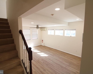 24 E Reed Avenue - Photo Thumbnail 12