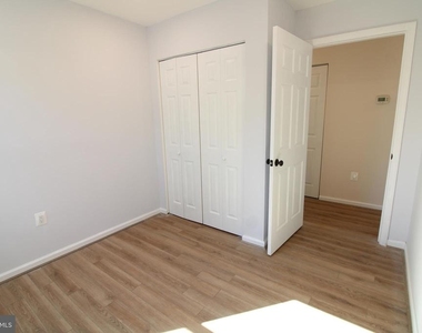 24 E Reed Avenue - Photo Thumbnail 5