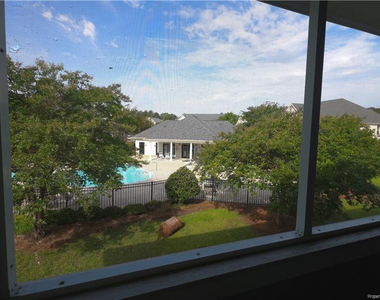 321 Gallery Drive - Photo Thumbnail 39