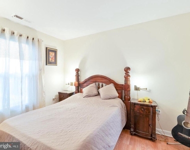 21 Canterbury Square - Photo Thumbnail 5