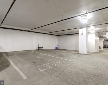1023 N Royal Street - Photo Thumbnail 28
