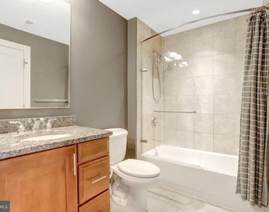 1023 N Royal Street - Photo Thumbnail 19