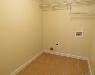 270 Hayden Lane - Photo Thumbnail 17