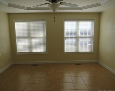 270 Hayden Lane - Photo Thumbnail 9