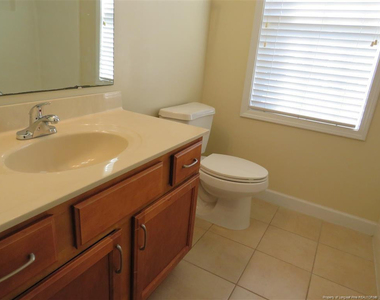 270 Hayden Lane - Photo Thumbnail 11