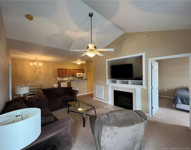 621 Marshtree Lane - Photo Thumbnail 3