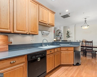 5114 Oneill Lane - Photo Thumbnail 16