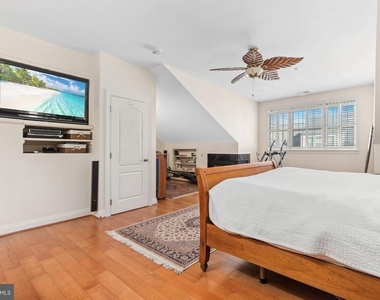 5114 Oneill Lane - Photo Thumbnail 28