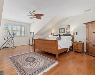 5114 Oneill Lane - Photo Thumbnail 26