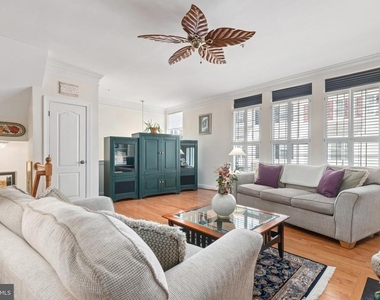 5114 Oneill Lane - Photo Thumbnail 6