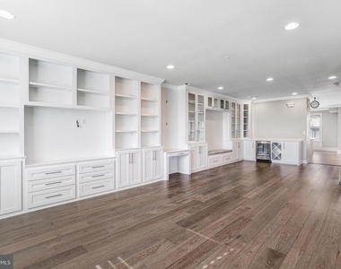 621 Bluemont Avenue - Photo Thumbnail 43