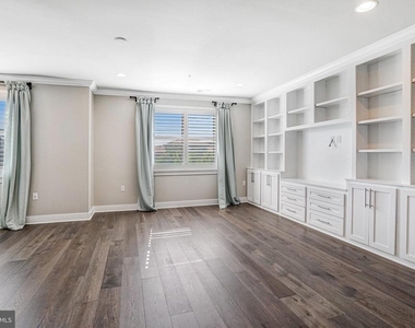 621 Bluemont Avenue - Photo Thumbnail 45