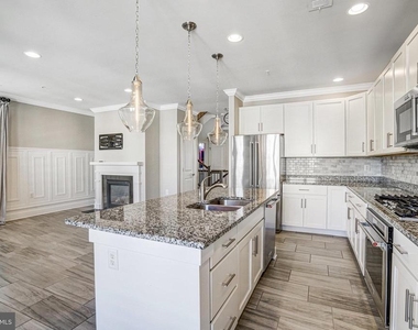 621 Bluemont Avenue - Photo Thumbnail 50