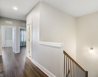 621 Bluemont Avenue - Photo Thumbnail 54