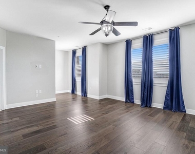 621 Bluemont Avenue - Photo Thumbnail 55