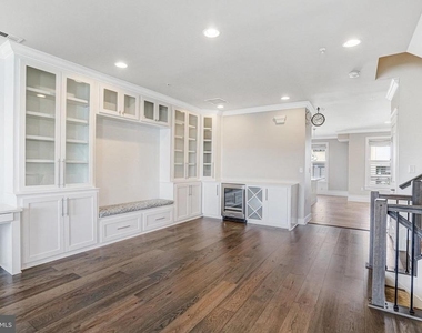 621 Bluemont Avenue - Photo Thumbnail 37