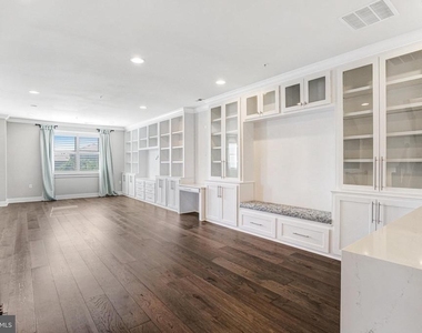 621 Bluemont Avenue - Photo Thumbnail 39