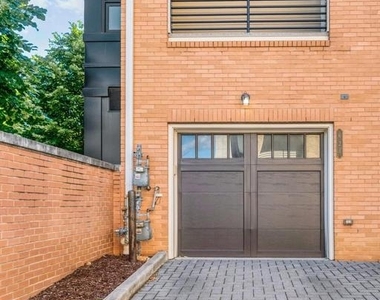 621 Bluemont Avenue - Photo Thumbnail 22
