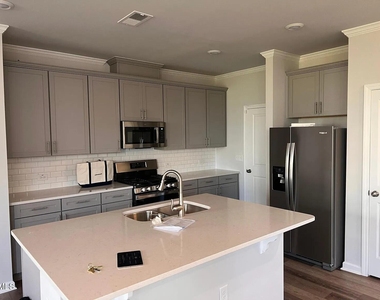 1019 Gemma Drive - Photo Thumbnail 2