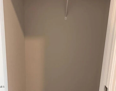 1019 Gemma Drive - Photo Thumbnail 13