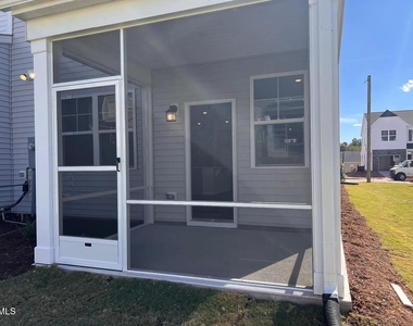 1019 Gemma Drive - Photo Thumbnail 4