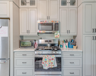 6240 Hilbert Ridge Drive - Photo Thumbnail 6