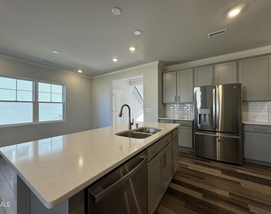 2509 Salt River Lane - Photo Thumbnail 5