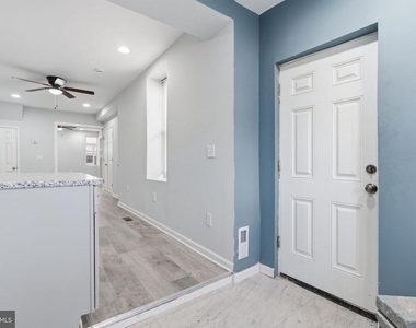 3004 Euclid Avenue - Photo Thumbnail 11