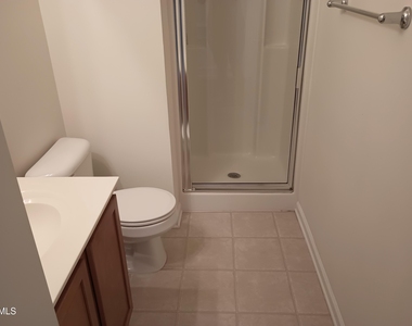 421 Madison Avenue - Photo Thumbnail 4