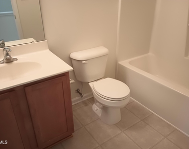 421 Madison Avenue - Photo Thumbnail 24