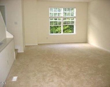 421 Madison Avenue - Photo Thumbnail 7
