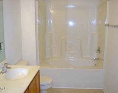 421 Madison Avenue - Photo Thumbnail 14