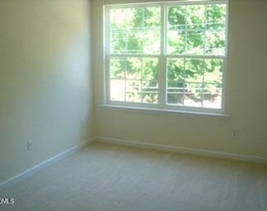 421 Madison Avenue - Photo Thumbnail 13