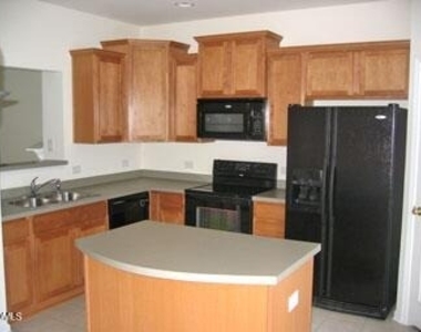 421 Madison Avenue - Photo Thumbnail 5
