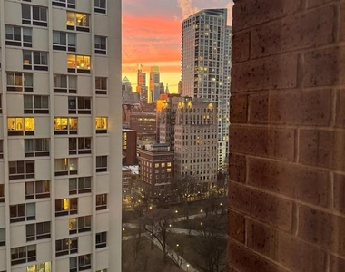 241 S 6th Street - Photo Thumbnail 14