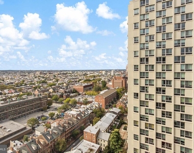 241 S 6th Street - Photo Thumbnail 13