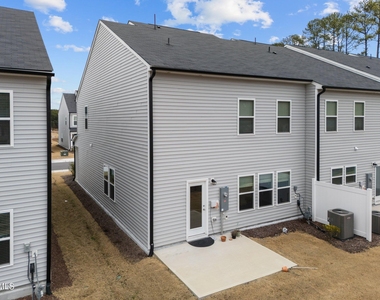 2108 Regal Drive - Photo Thumbnail 35