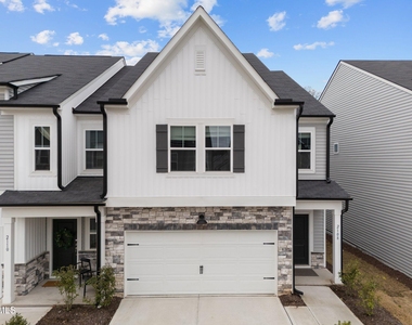 2108 Regal Drive - Photo Thumbnail 1