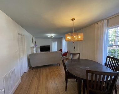 1009 Canterbury Road - Photo Thumbnail 30