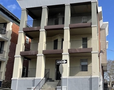 1601 W Tioga - Photo Thumbnail 3