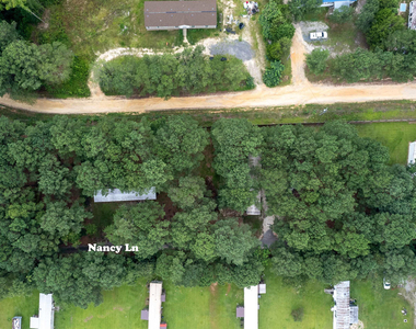 120 Nancy Lane - Photo Thumbnail 5