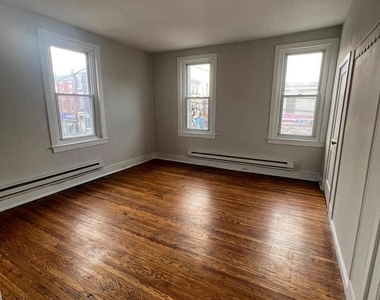 2901 N 5th Street - Photo Thumbnail 4