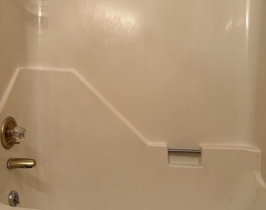 404 W Harnett Street - Photo Thumbnail 21