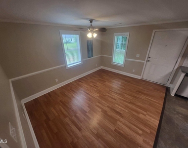 309 W Martin Street - Photo Thumbnail 10