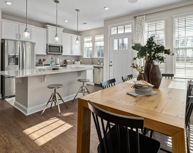 556 Hatters Mill Road - Photo Thumbnail 1