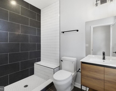 919 N 15th Street - Photo Thumbnail 20