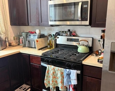 2113 S 15th Street - Photo Thumbnail 2